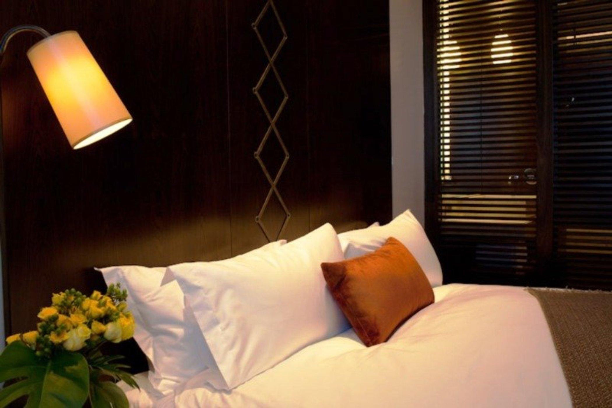 Sofitel Montevideo Casino Carrasco & Spa Εξωτερικό φωτογραφία A bed with pillows