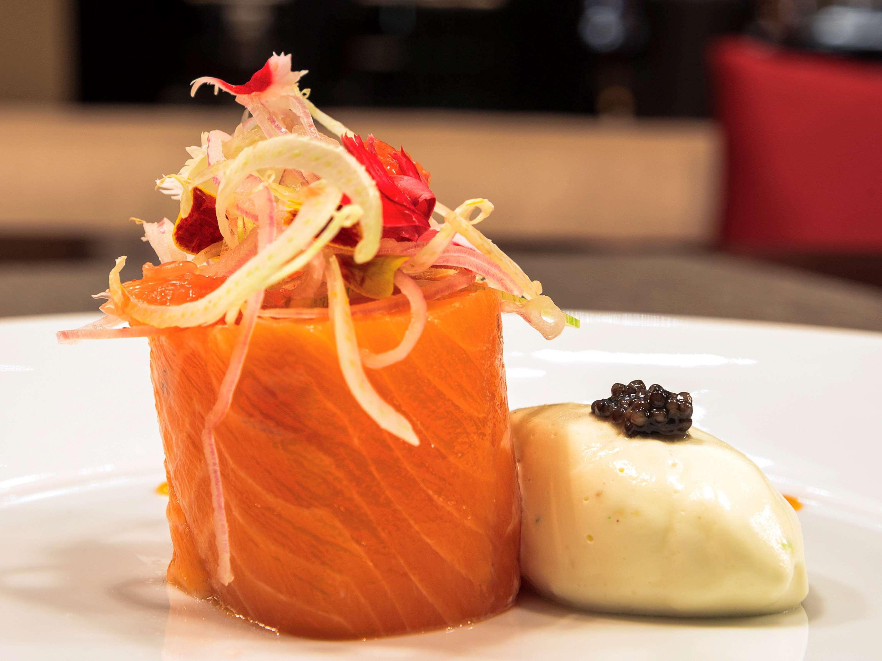 Sofitel Montevideo Casino Carrasco & Spa Εξωτερικό φωτογραφία Salmon tartar