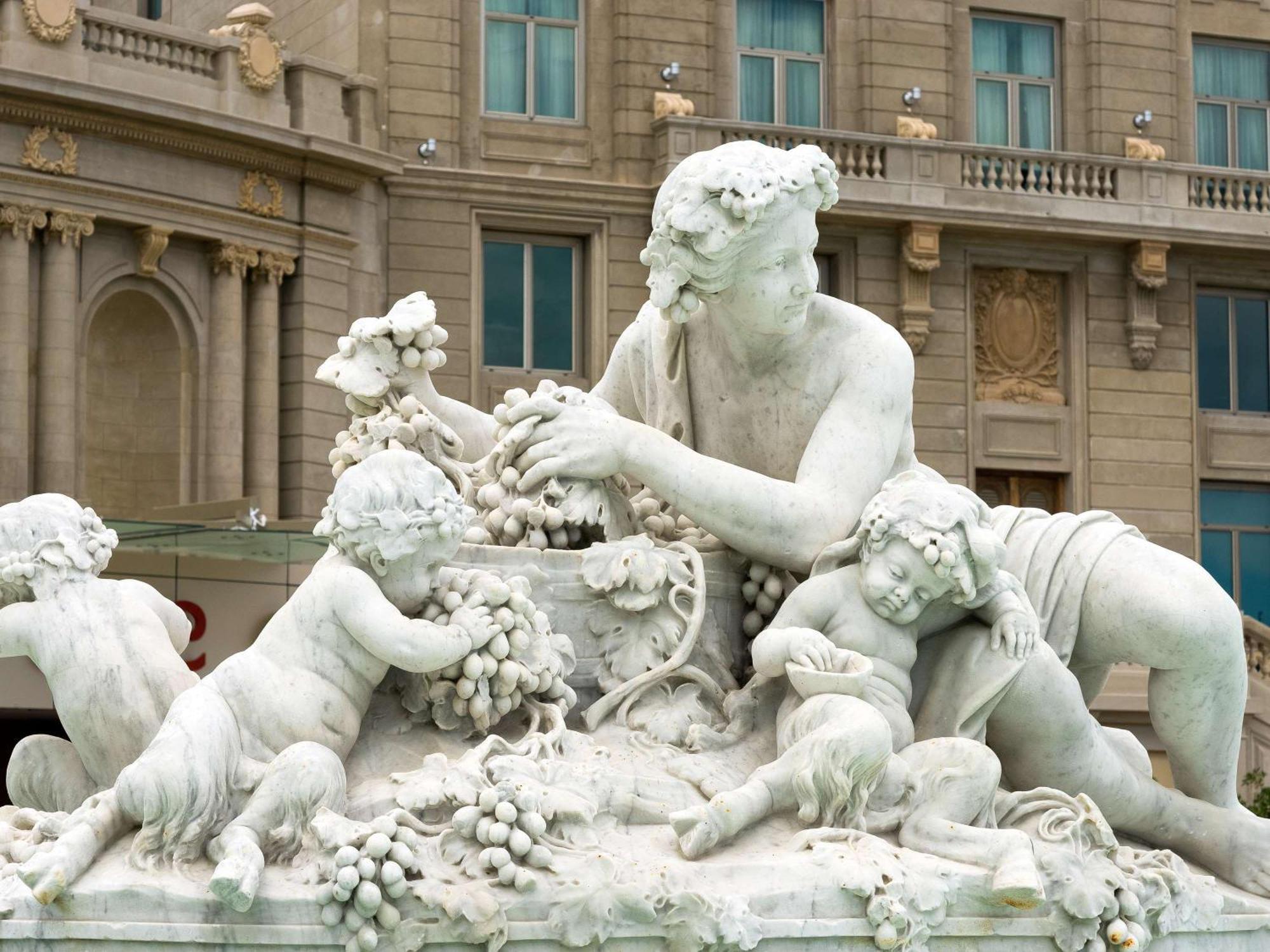 Sofitel Montevideo Casino Carrasco & Spa Εξωτερικό φωτογραφία Fountain of the Three Graces
