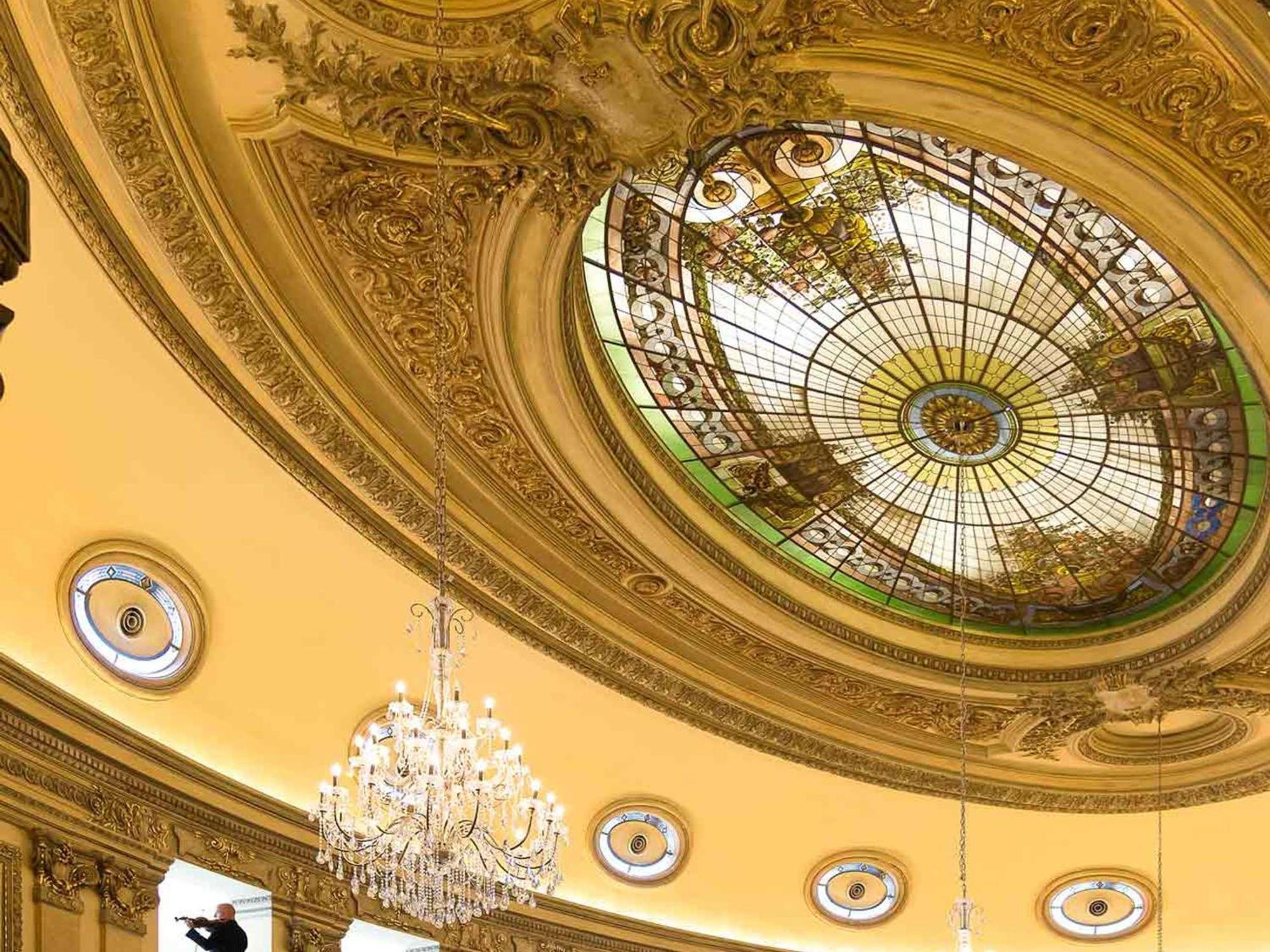Sofitel Montevideo Casino Carrasco & Spa Εξωτερικό φωτογραφία Ceiling of the ballroom