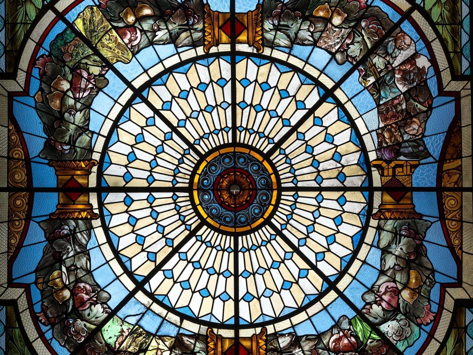 Sofitel Montevideo Casino Carrasco & Spa Εξωτερικό φωτογραφία The stained glass ceiling of the sanctuary